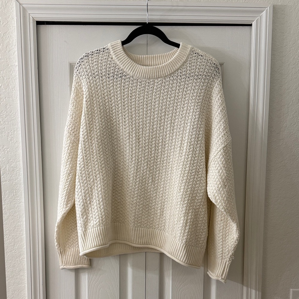 Universal Thread Cream Textured Knit Sweater